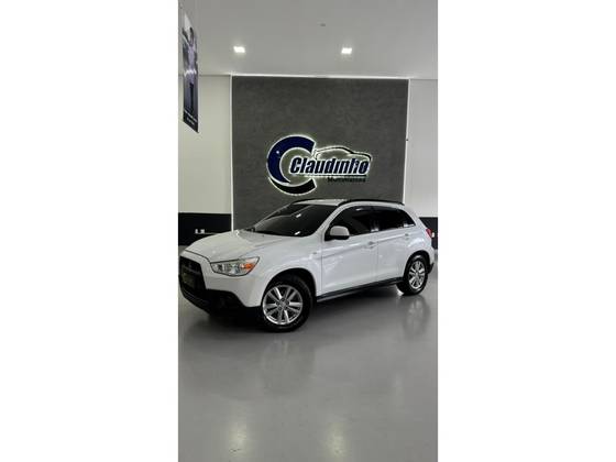 MITSUBISHI ASX 2.0 4X2 16V GASOLINA 4P AUTOMÁTICO MITSUBISHI ASX 2.0 4X2 16V GASOLINA 4P AUTOMÁTICO